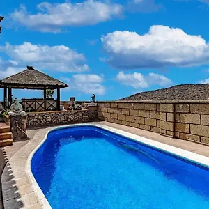 charming-cave-villa-costa-adeje.adeje-hotels.com/