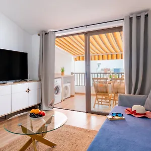 15-parque-san-eugenio-studio-pool-and-sea-view.tenerifehoteles.net/